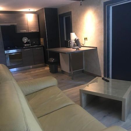 F3 Bord De Loire Complet Apartamento Decize Exterior foto