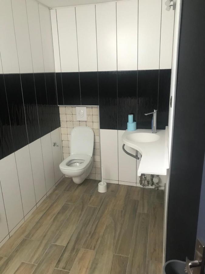 F3 Bord De Loire Complet Apartamento Decize Exterior foto